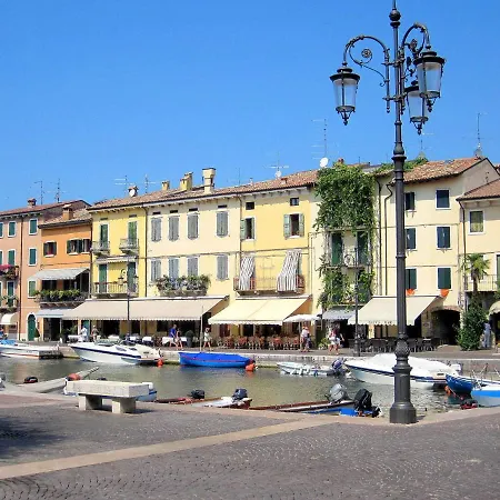 Bright Holiday In Italy With Swimming Pool * Lazise